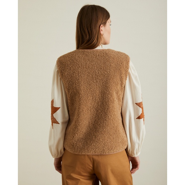 SHEARLING VEST CAMEL