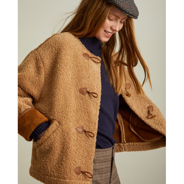 SHORT SHEARLING COAT CAMEL