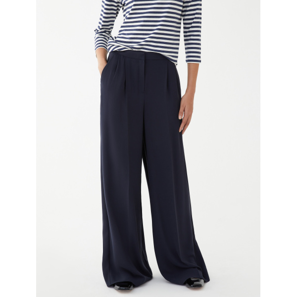 Wide-leg trousers