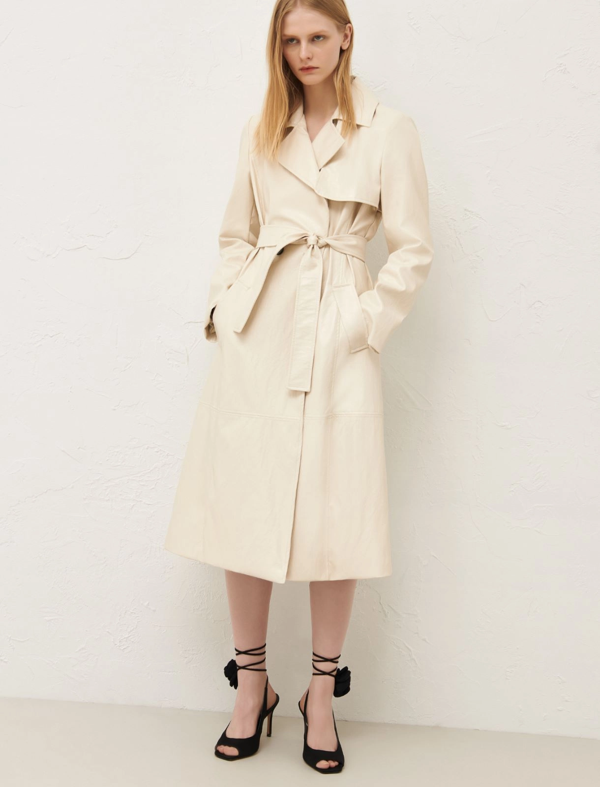 Double-breasted trench coat