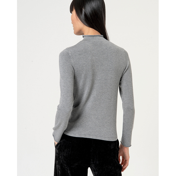 Plain perkins collar knitted sweater