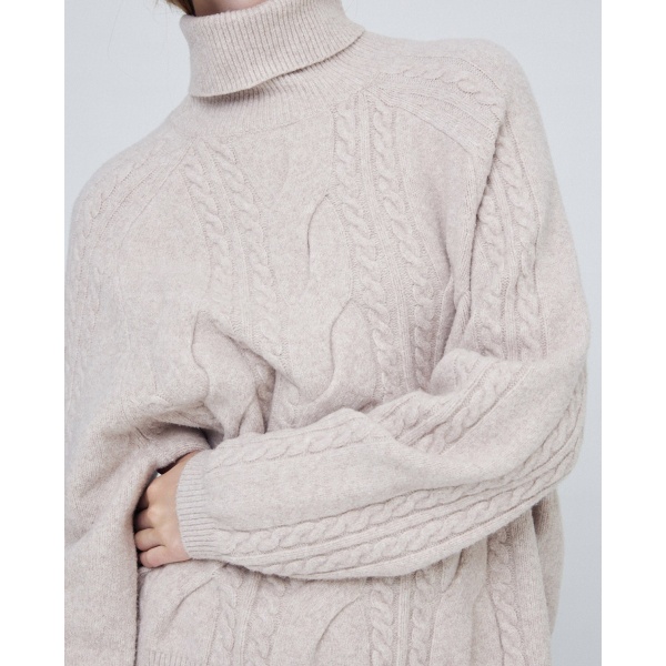 Cable-knit sweater light grey