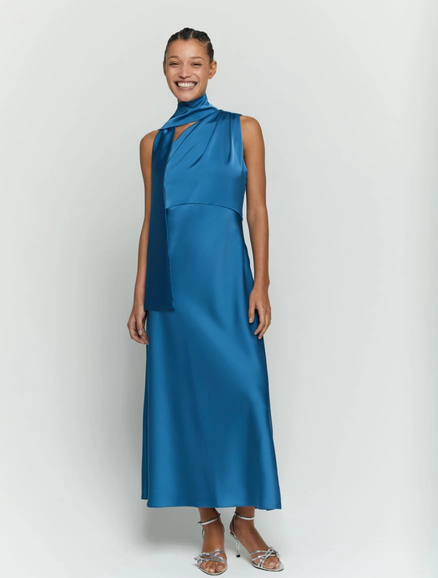 Figure-skimming dress
